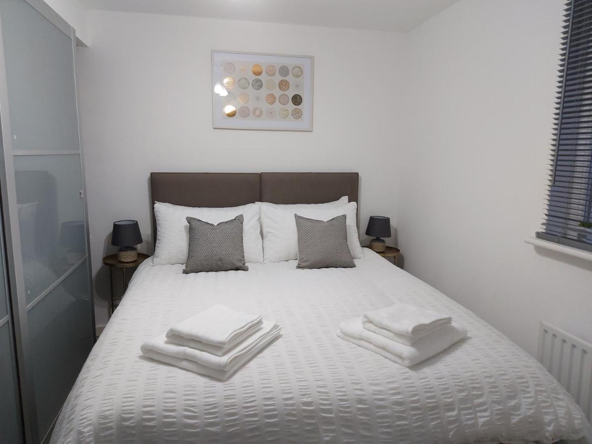 Lovely 1-Bedroom Condo With Parking On Premises Minworth Bagian luar foto