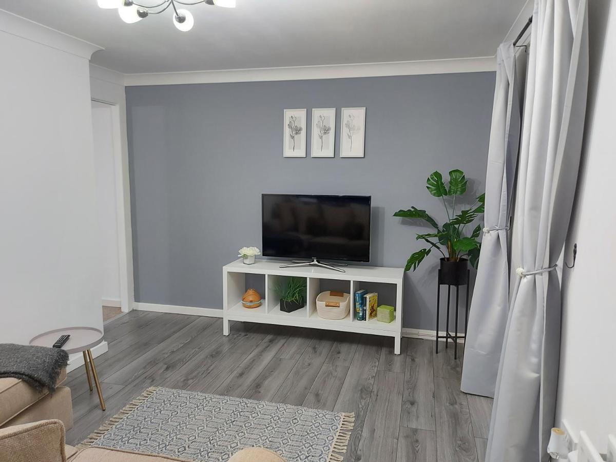Lovely 1-Bedroom Condo With Parking On Premises Minworth Bagian luar foto