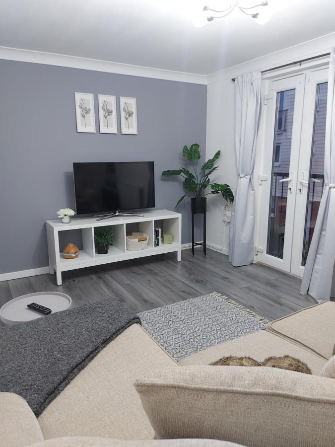 Lovely 1-Bedroom Condo With Parking On Premises Minworth Bagian luar foto